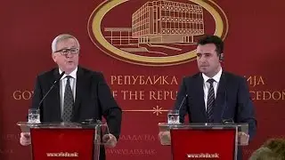 Juncker calls on FYROM to sort out naming dispute with Greece