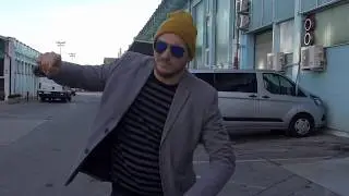 Smaal Tokk - Kriza srednjih let