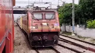 Old Wap4 : Amritsar Mumbai Dadar Express Arriving Jalandhar Cantt (ICF Rake)