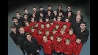 John Rutter Gloria Finale     FLANDERS BOYS CHOIR  BRASSERY XL