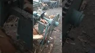 Редукторний дровокол