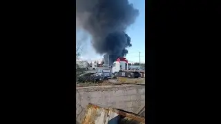 Explosions Reported Near Scene of Factory Fire in Aspropyrgos