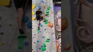 Intermediate Green Route #7 Top Rope Rock Climbing filmed with Samsung Galaxy S10e