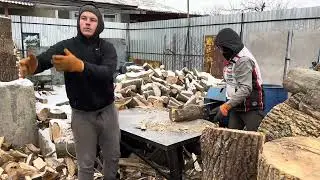 Perfect Teamwork Around a Deadly Log Splitter