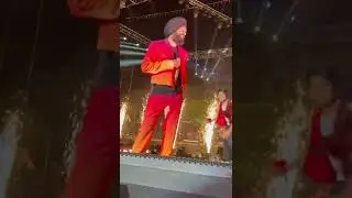 dilljit Dosanjh live performance kala kala suit