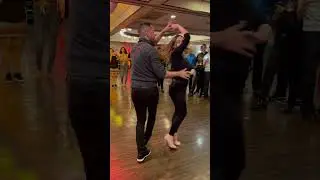 Intermediate Bachata Class Demo - Demetrio & Nicole - Bachata Dance Academy #bachata #bachatadance