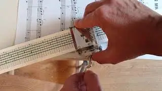 Manivela de 15 notas. 