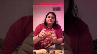 ASMR. ￼Taco Bell #asmr #eatwithme 
