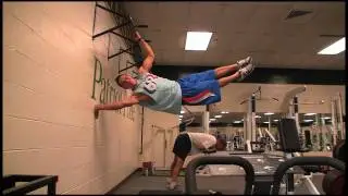 Washington DC Personal Trainer Performs True Human Flag