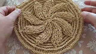 Makaron çanta yapımı.Kağıt ip ile ve üç boyutlu bir model...