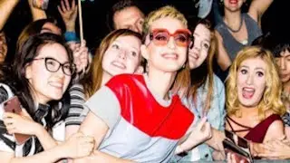 Katy Perry OWNS TWITTER With 100 Million Followers!