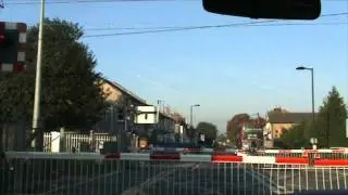 Enfield Lock level crossing