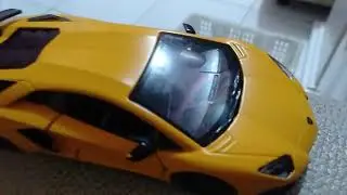 Lamborghini Aventador nya tetep di kasih kue