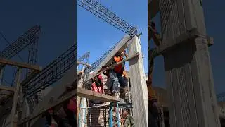 Cara Mudah PASANG BALOK GANTUNG CETAKAN BETON #shorts #konstruksi #arsitektur