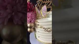 clean cakes zone don't forget to subscribe on my channel please 🙏#bake #mondaychinedu_m4y1q#cake