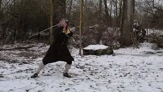 Rapier & parrying dagger - solo training on the snow and ice