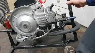 Vespa VBA 150 goes to Pinasco 177 Magny Cours - Erststart