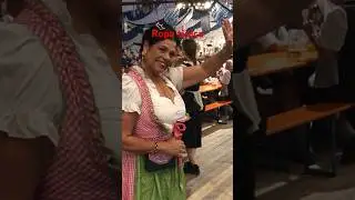 Con la ropa T&iacute;pica de Alemania 🇩🇪