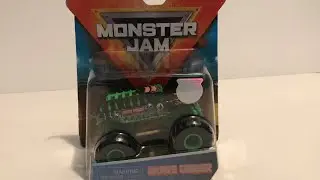 MONSTER JAM MIX 10 GRAVE DIGGER RIDE TRUCK