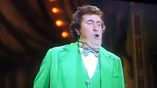 Pat Mooney Great #Funny #Jokes Good Old Days 5th April 1979