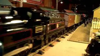Coarse Scale O Gauge on the move.