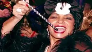 Shirley Bassey - The Party's Over (1959 Recording - A Jule Styne Song)
