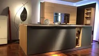 Cucina di design 100% legno naturale su misura - Progetto Show-Room -