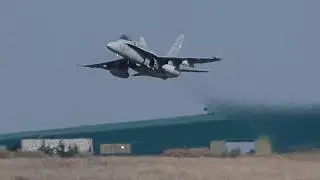 F/A-18 EdA display Festa al Cel 2017