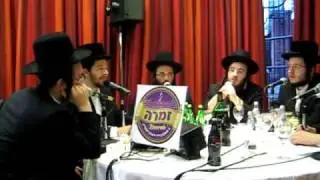 Shloime Gertner at the Boinei Oilom dinner in Manchester