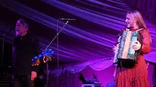 Robert Plant & Suzi Dian with Saving Grace -  Down To the Sea