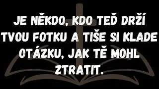 Je někdo, kdo teď drž&iacute; tvou fotku a ti&scaron;e si klade ot&aacute;zku, jak tě mohl ztratit