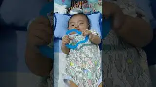My baby's first teether toy 😁🥰