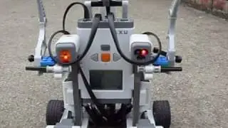 LEGO MINDSTORMS NXT: Monster 2.0