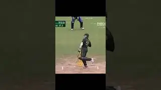 Lasith Malinga Vs Brett Lee - Lee Getting A Taste Of His Own Medicine