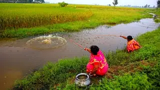 Fishing video || Two women are fishing in the canal with various food items along the amazing road