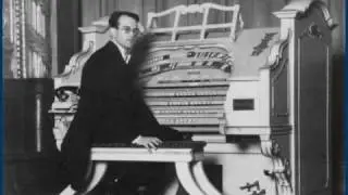 Quentin Maclean plays Gershwin - Rhapsody in Blue (Cinema Organ))