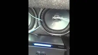 3 Sony xplods 12s & Sony xplod class d amp