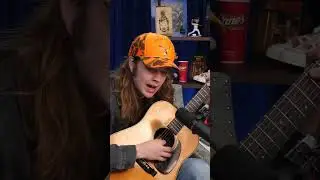 Billy Strings sings Theo the ❄️ blues