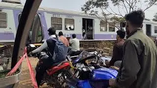 🚨Train Route Crossing = Maut Ka Khel ⚠️ | Warning Video