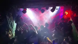 SETH BINZER FROM CRAZY TOWN LIVE IN NICARAGUA - TOXIC