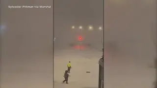 Heavy snow and strong winds create chaos throughout US