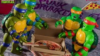 Turtle Recall - TMNT Weekly News Roundup 9/26/2021 || Arcade 1Up, Super7, Punk Drunkers
