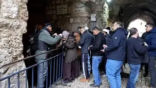 Israel limita el acceso de palestinos a Al-Aqsa y eleva el control en el primer viernes de Ramadán