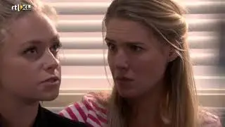 GTST  Wiet vindt Rikki in een plas bloed