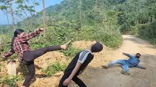 Poor, single girl risks her life fighting off villains and receives timely help from kind engineer.
