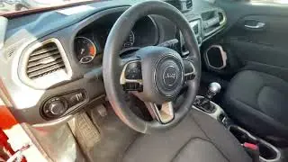 2016 Jeep Renegade Sport MANUAL!!