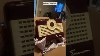 Emerson  Circa 1955 battery powered tube radio