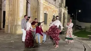 Solo As&iacute; & Tirititrando - As&iacute; Es Triana