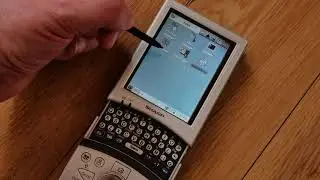 Sharp Zaurus SL-5600 With Mac OS9 Theme