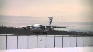 Ilyushin IL-76 Landing